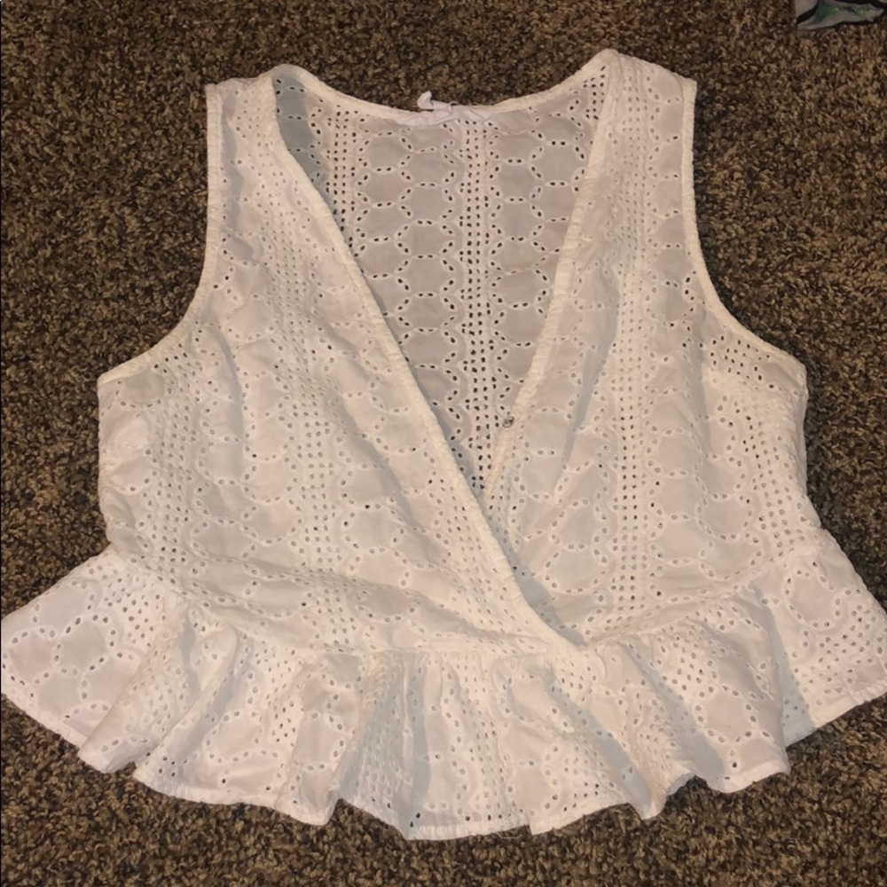 White eyelet set